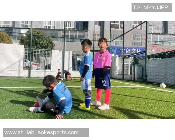 田小足球带你领略足球的魅力与激情，开启属于你的绿茵场之旅